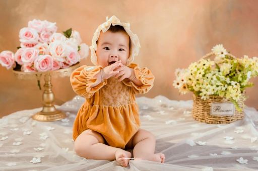 随县宝宝从鼻子里溢奶处理